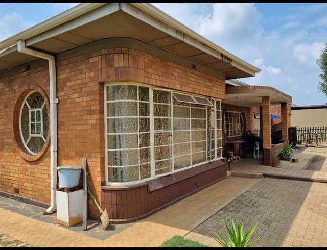 0 BEDROOM HOUSE FOR SALE IN BRAKPAN CENTRAL